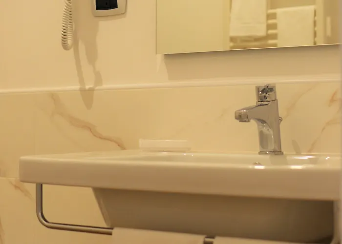 Residenza Madonna 4*