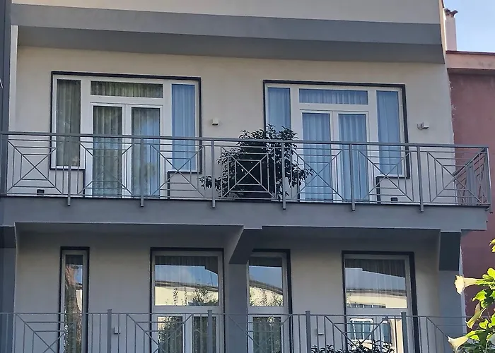 Affittacamere Residenza Madonna 4*